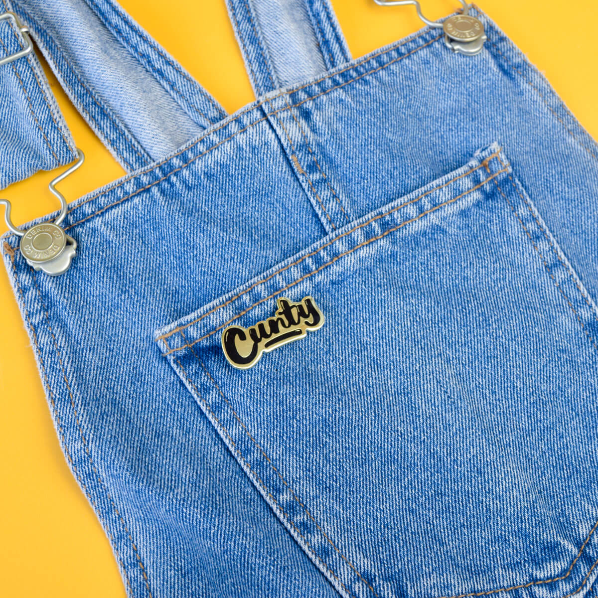 CUNTY ENAMEL PIN - PACK OF 5 - Extreme Largeness Wholesale