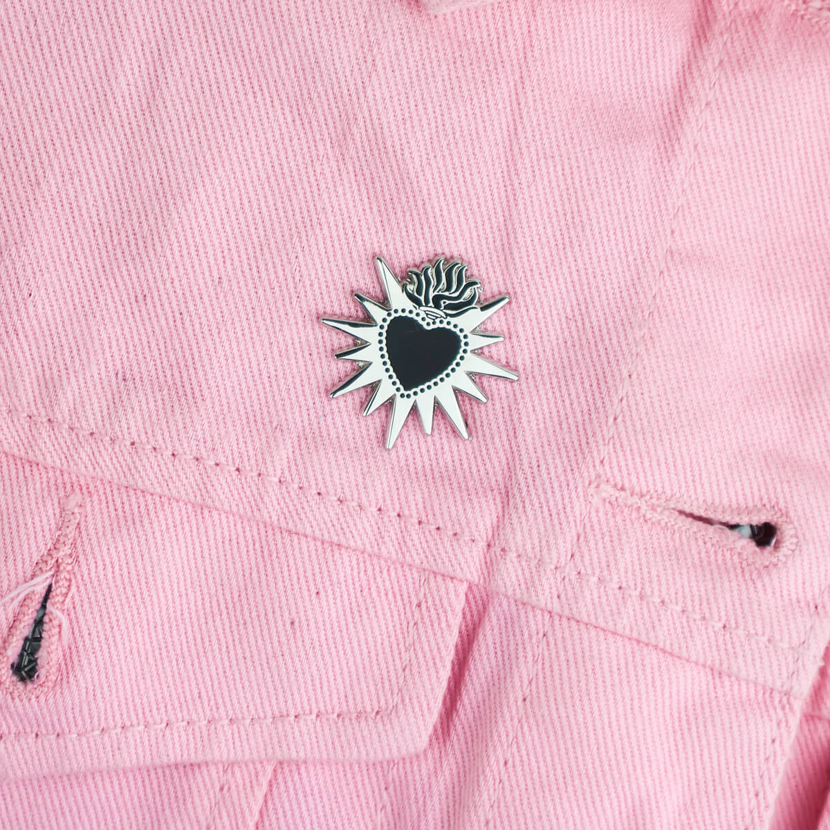 BLACK SACRED HEART ENAMEL PIN - PACK OF 5 - Extreme Largeness Wholesale