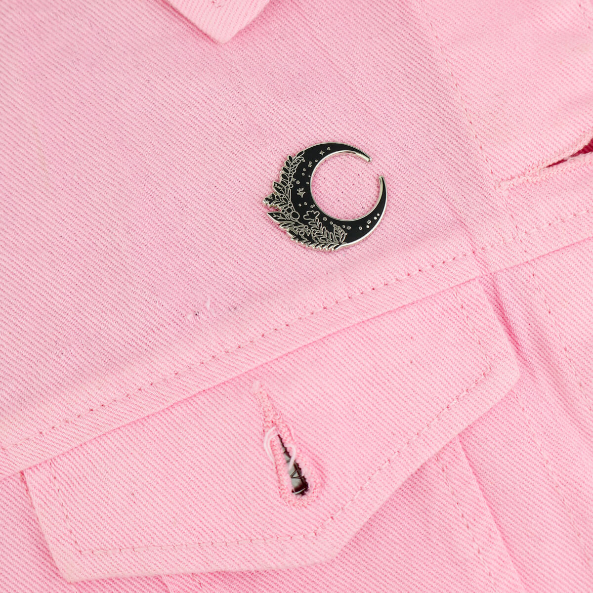 FLORAL MOON BLACK ENAMEL PIN - PACK OF 5 - Extreme Largeness Wholesale