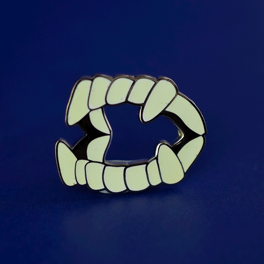 PLASTIC DRACULA TEETH ENAMEL PIN - PACK OF 5 - Extreme Largeness Wholesale
