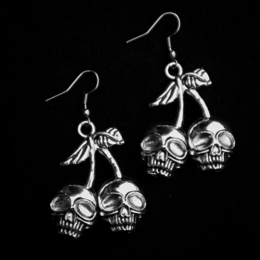 CHERRY SKULL EARRINGS - PACK OF 5 - Extreme Largeness Wholesale