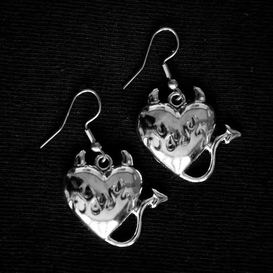 DEVIL HEART EARRINGS - PACK OF 5 - Extreme Largeness Wholesale