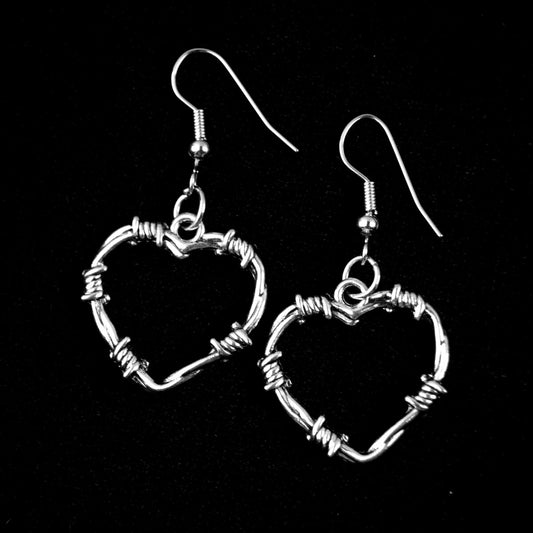 SMALL BARBED WIRE HEART EARRINGS - PACK OF 5 - Extreme Largeness Wholesale