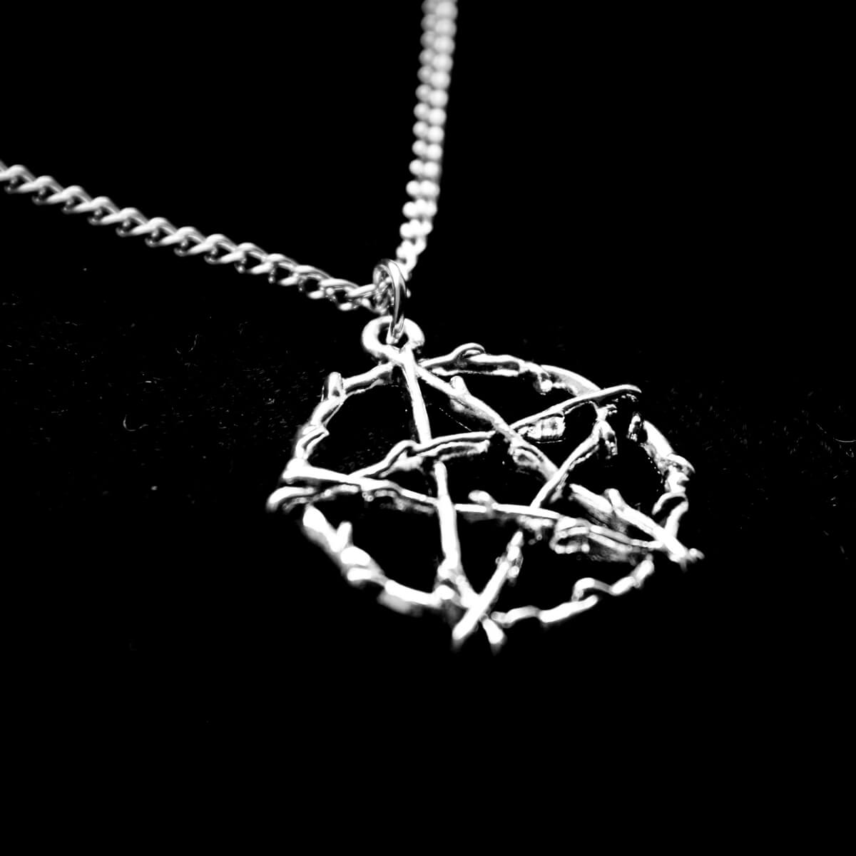 WICCA PENTAGRAM NECKLACE/ NEW - PACK OF 5 - Extreme Largeness Wholesale