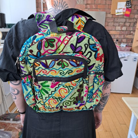 EMBROIDERED FLOWER BACKPACK