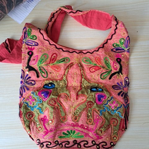 ELEPHANT SHOULDER BAG