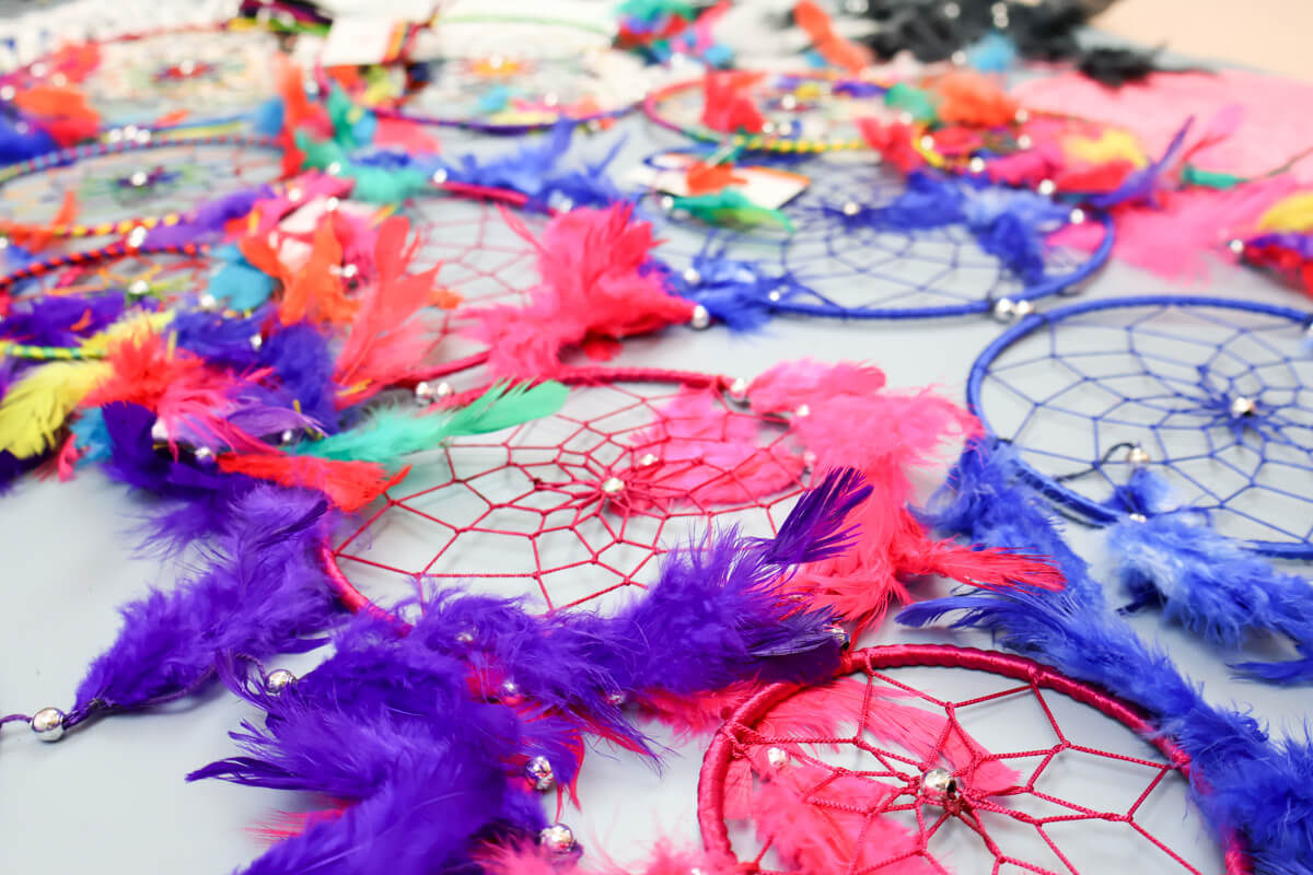 MIX PACK 10 X 20CM DREAMCATCHERS