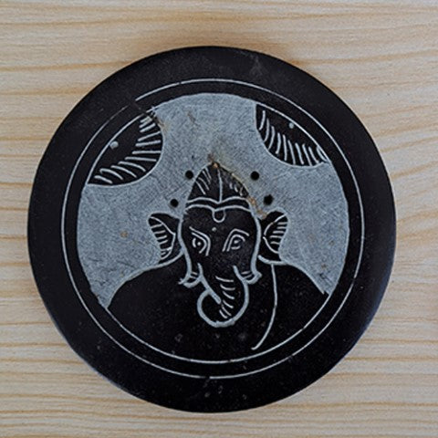 LIFE358B GANESH BLACK SOAP STONE