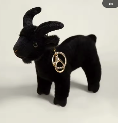 KR226 Plush Goat Keyring