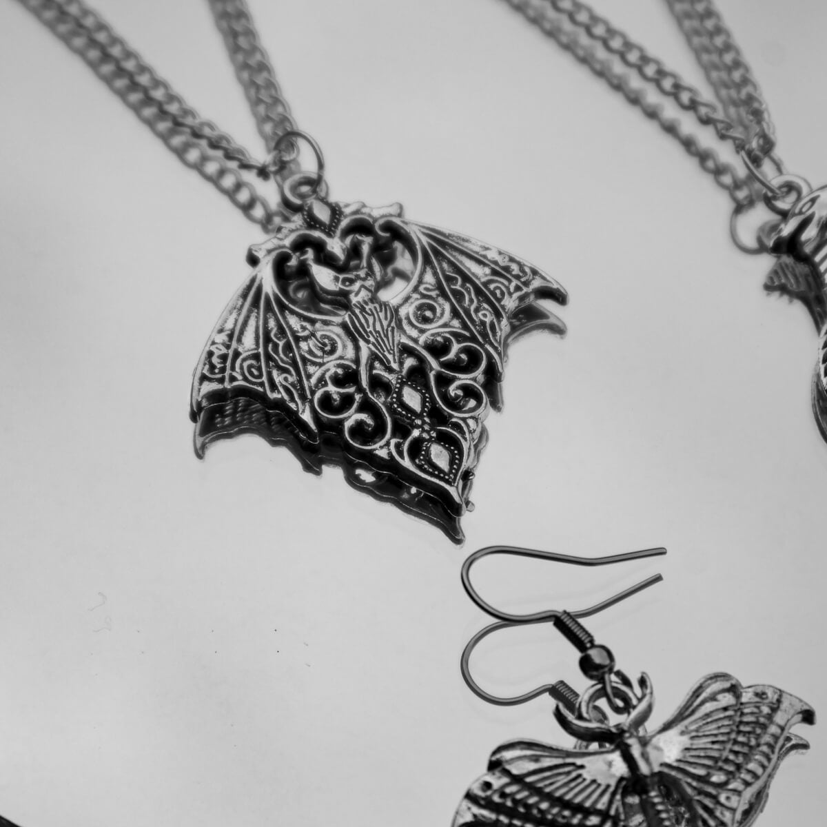 FILIGREE BAT NECKLACE - PACK OF 5