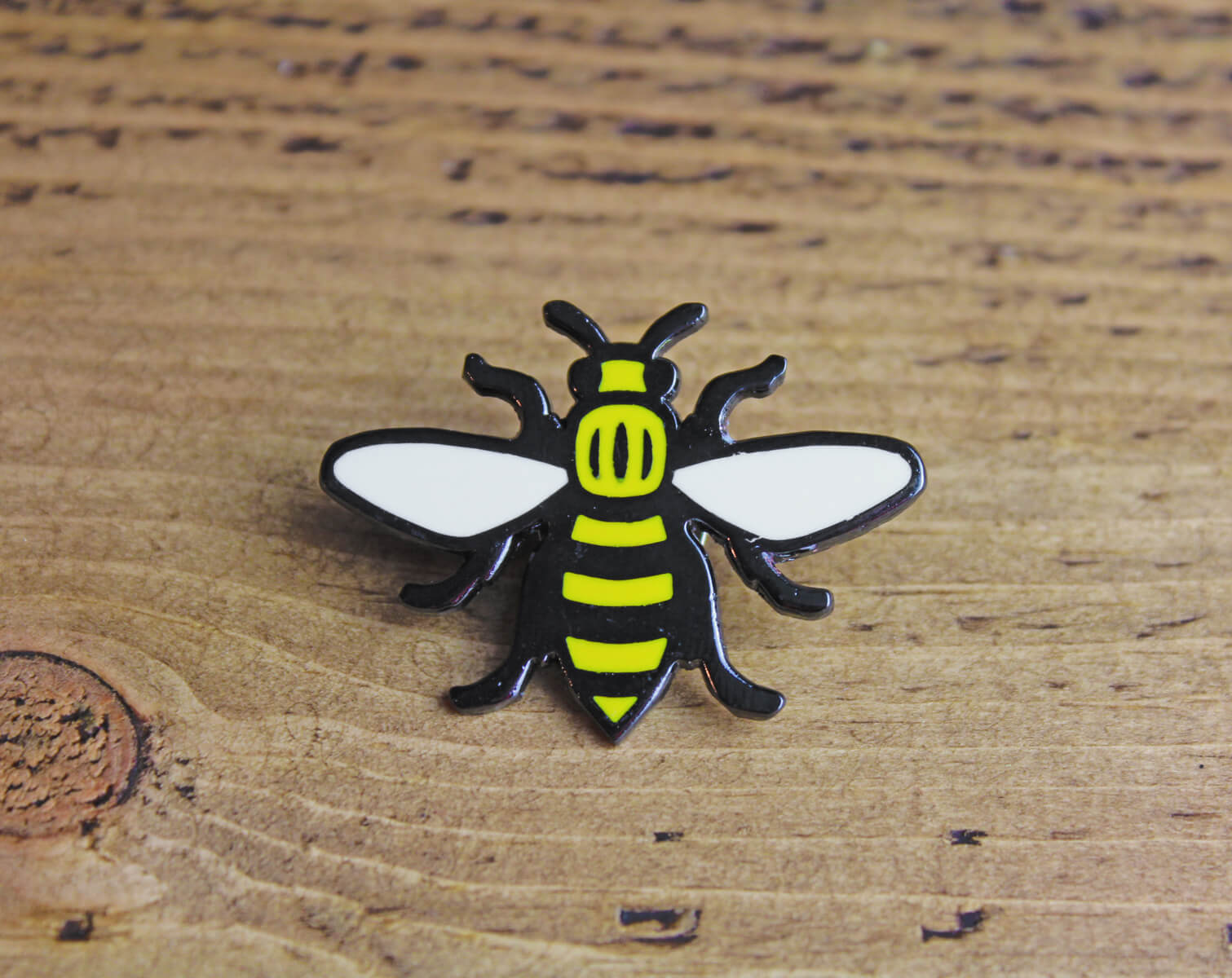 Yellow Manchester Bee Enamel Pin | Extreme Largeness Wholesale